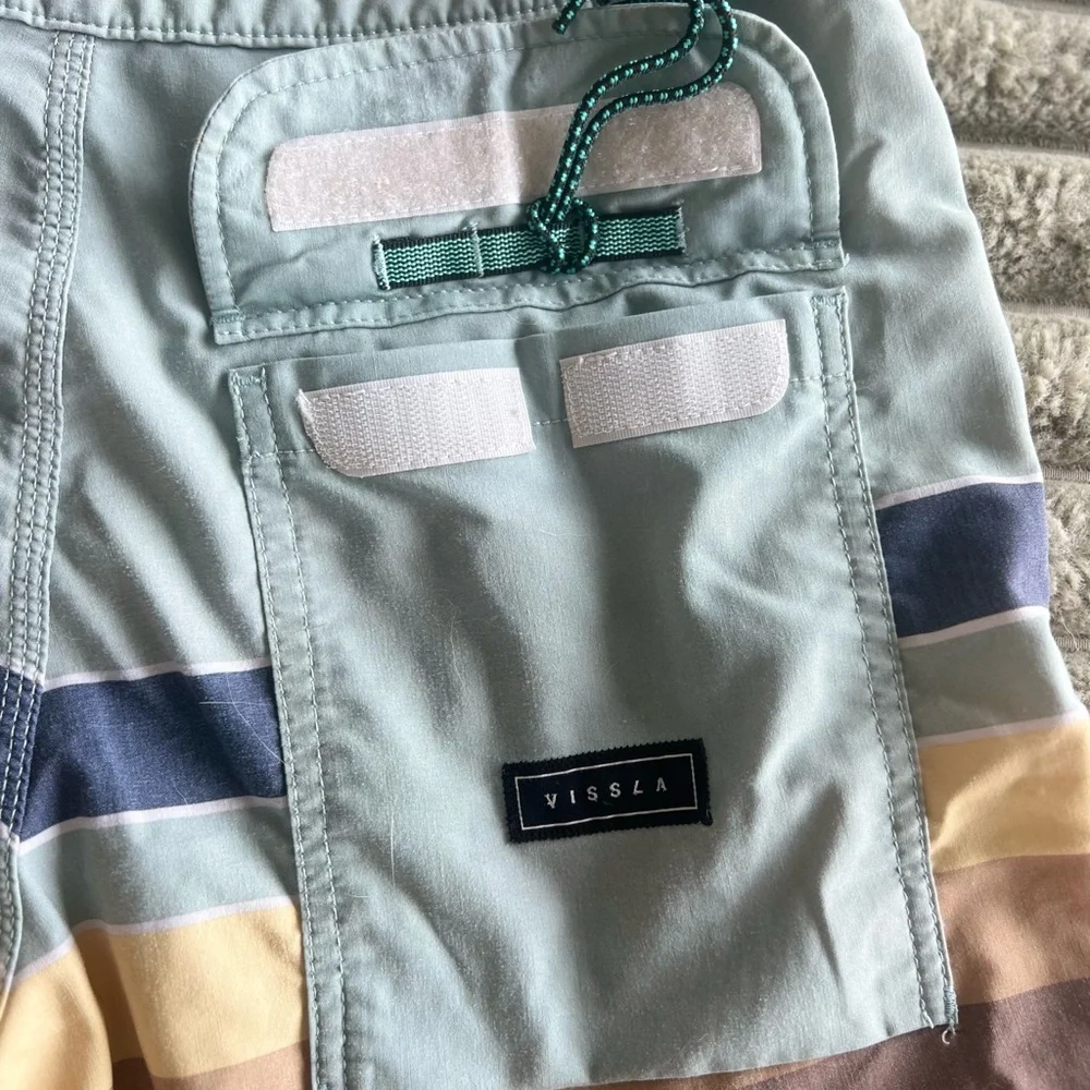 VISSLA Blue and Brown Board Shorts Quick-Dry Swimwear